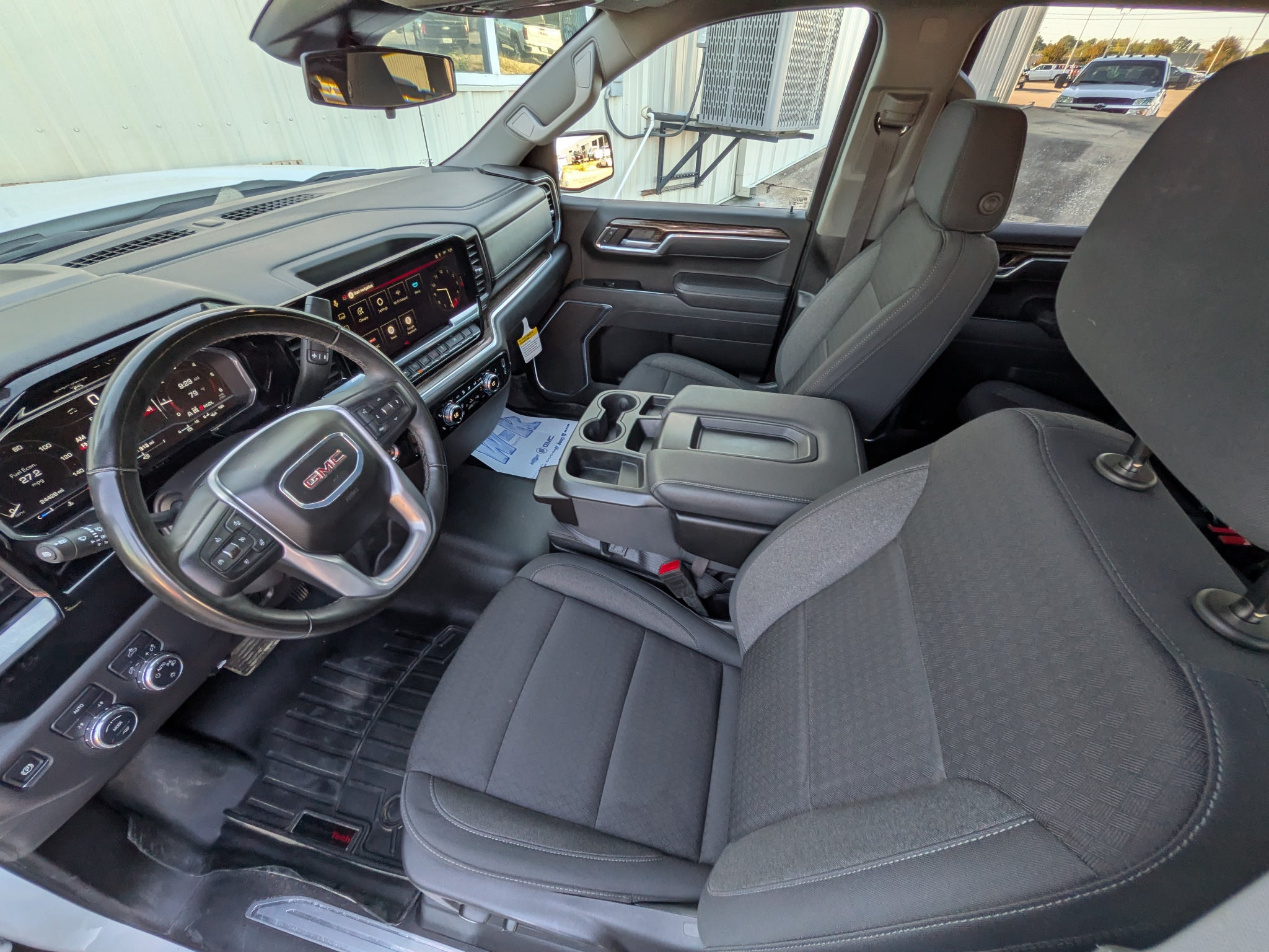 2025 GMC Sierra 1500 SLE