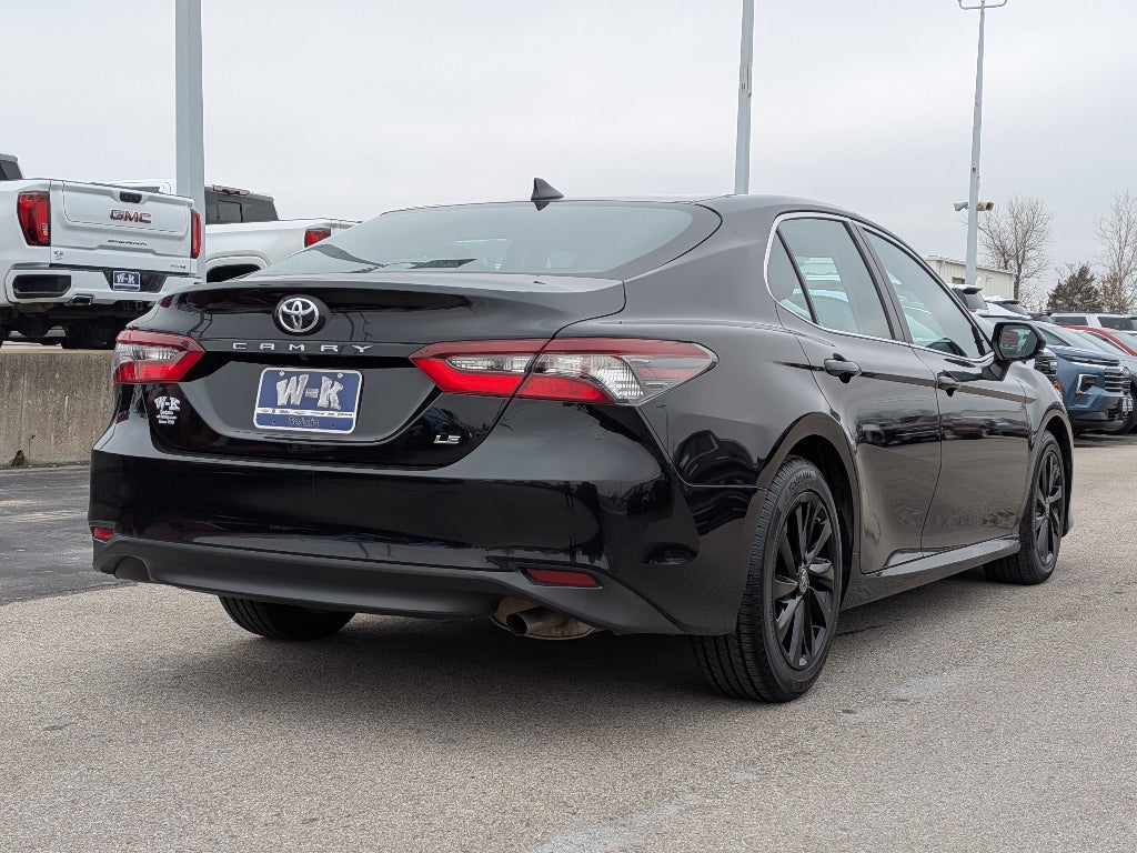2022 Toyota Camry LE