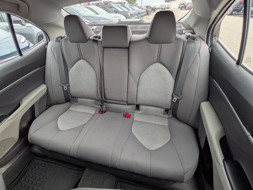 2020 Toyota Camry Hybrid LE