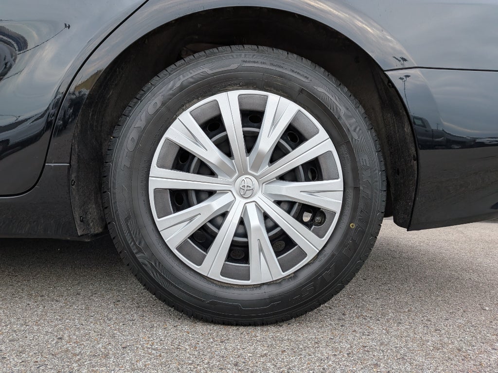 2020 Toyota Camry Hybrid LE