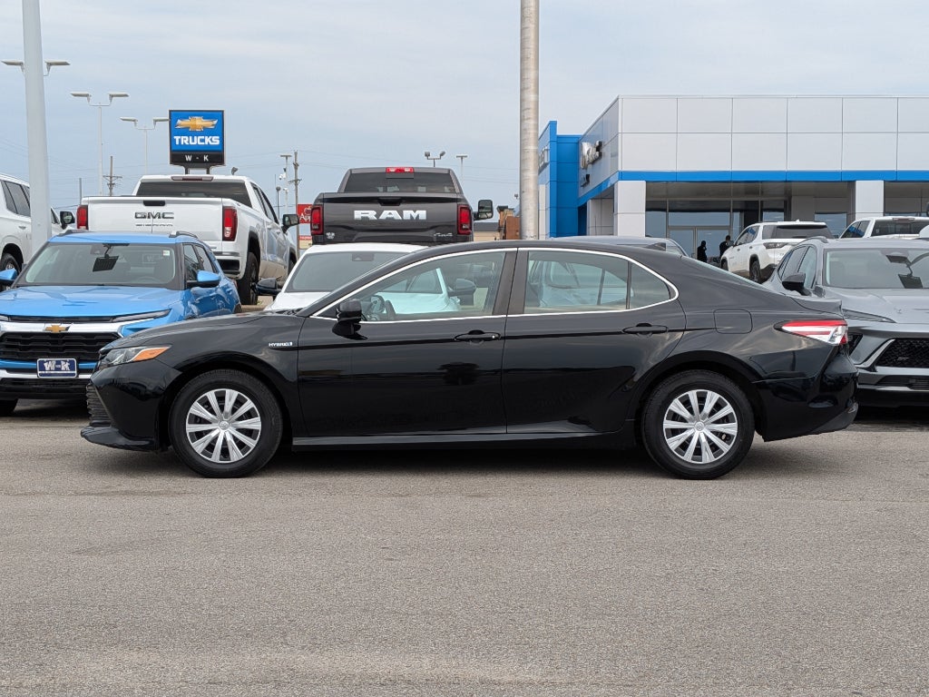 2020 Toyota Camry Hybrid LE