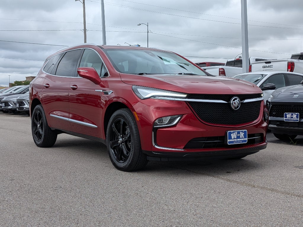 2023 Buick Enclave Essence's photo