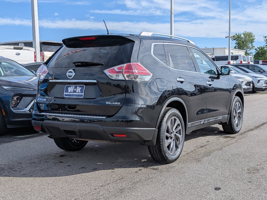 2016 Nissan Rogue SL