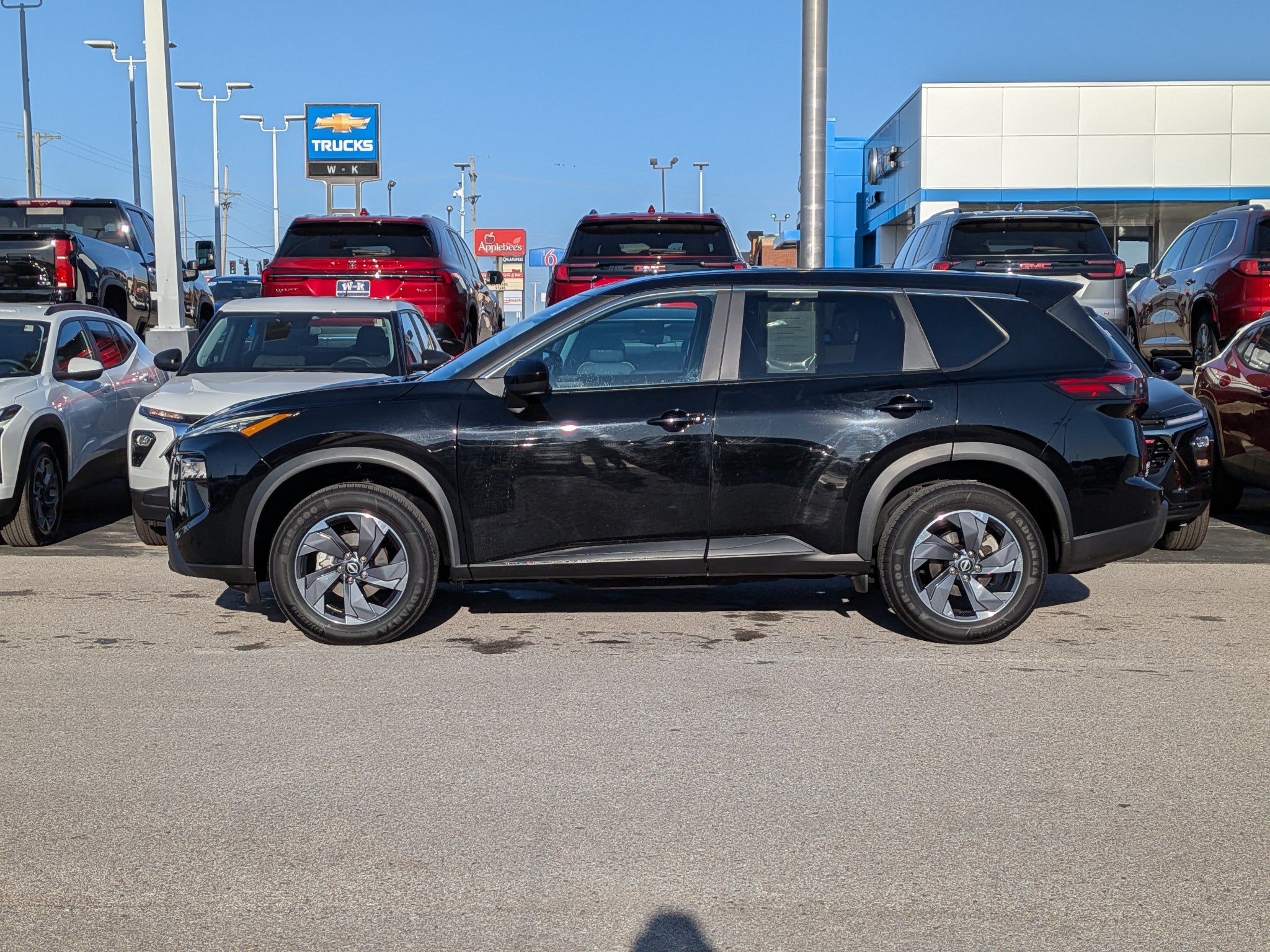 2024 Nissan Rogue SV
