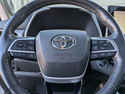 2022 Toyota Highlander Platinum