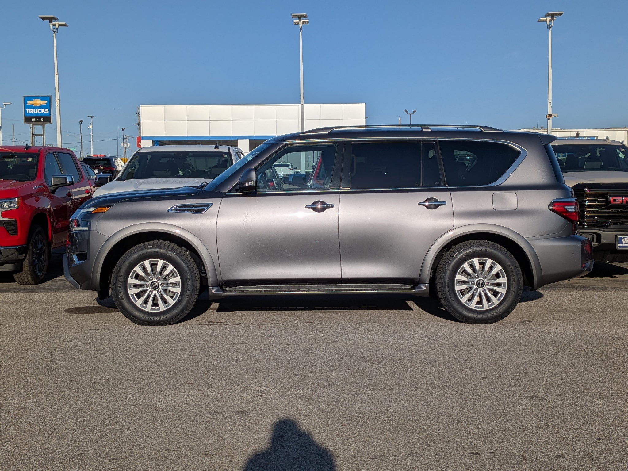 2023 Nissan Armada SV