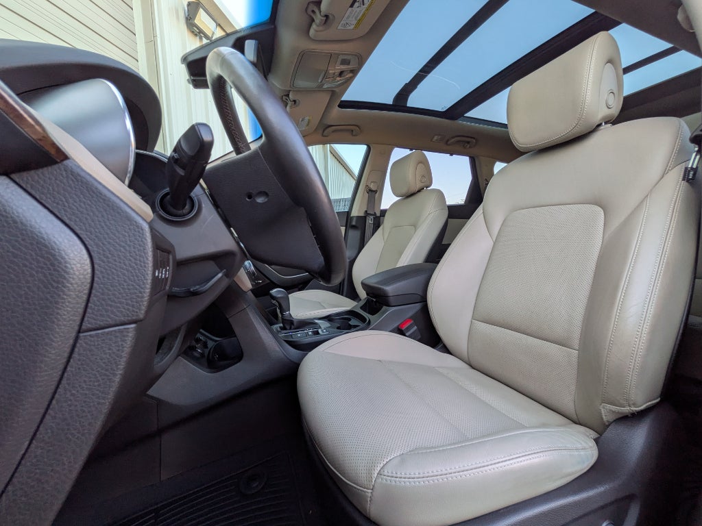 2017 Hyundai Santa Fe SE Ultimate