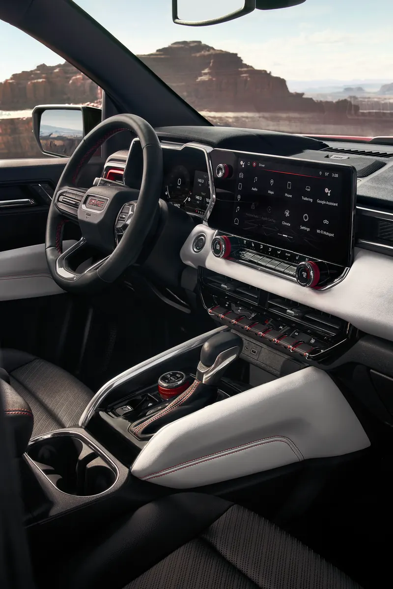 2026 GMC Canyon infotainment system at W-K Buick GMC in Sedalia MO